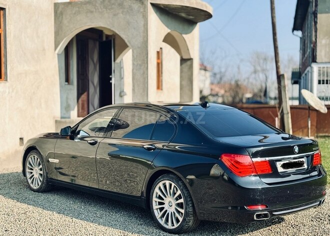 BMW 750 2011, 315,000 km - 4.4 l - Bakı