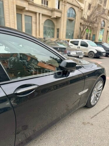 BMW 750 2011, 315,000 km - 4.4 l - Bakı