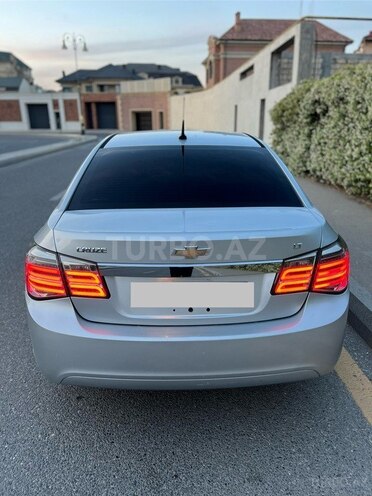 Chevrolet Cruze-4