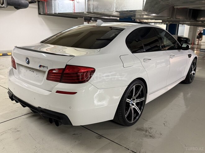 BMW M5 2013, 99,500 km - 4.4 л - Bakı