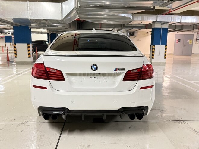 BMW M5 2013, 99,500 km - 4.4 л - Bakı