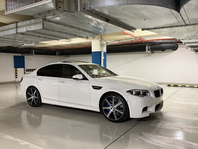 BMW M5 2013, 99,500 km - 4.4 л - Bakı