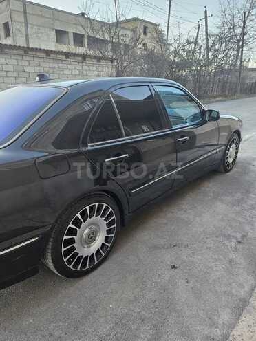 Mercedes E 320 2001, 370,000 km - 3.2 l - Quba