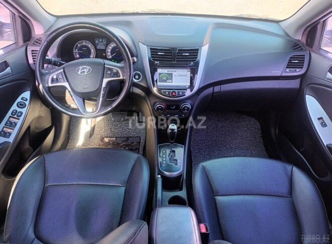 Hyundai Accent 2017, 215,000 km - 1.6 l - Bakı