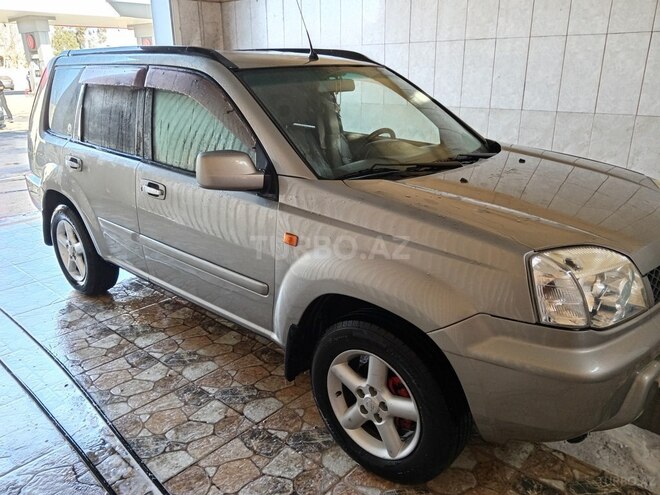 Nissan X-Trail 2002, 221,600 km - 2.0 l - Sabirabad