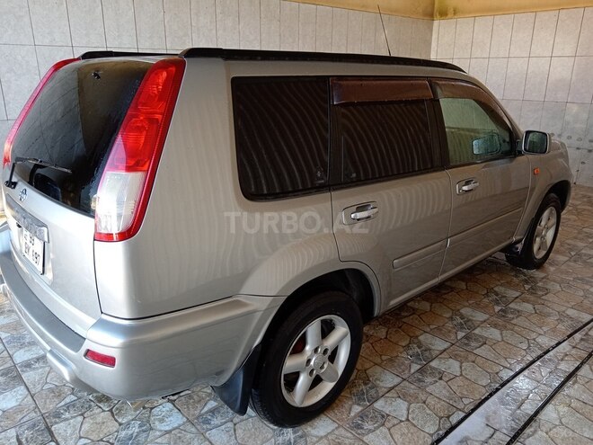 Nissan X-Trail 2002, 221,600 km - 2.0 l - Sabirabad