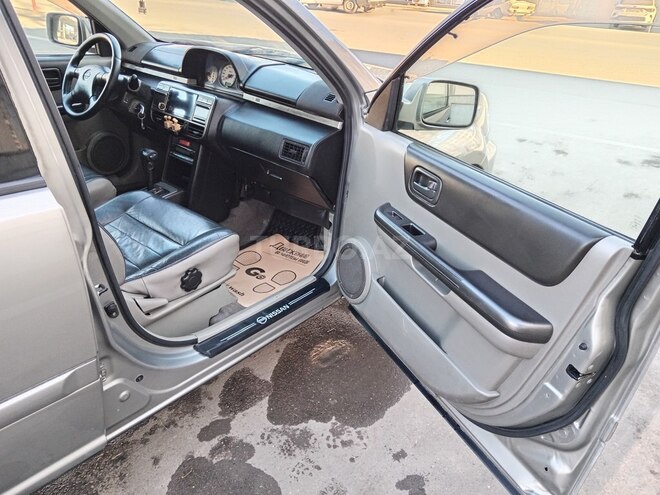 Nissan X-Trail 2002, 221,600 km - 2.0 l - Sabirabad