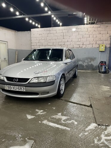 Opel Vectra 1997, 160,000 km - 2.0 l - Bakı