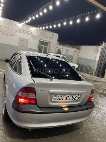 Opel Vectra 1997, 160,000 km - 2.0 l - Bakı