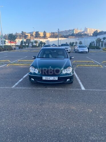 Mercedes C 320 2001, 291,061 km - 3.2 l - Bakı