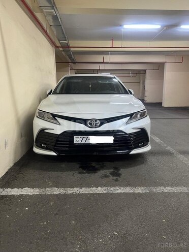 Toyota Camry-3