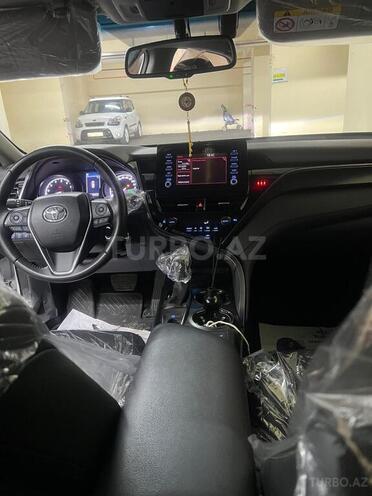 Toyota Camry-10