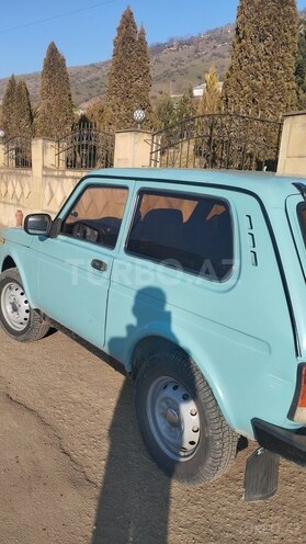 LADA (VAZ) Niva 2001, 100,000 km - 1.7 л - Yardımlı