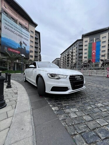 Audi A6 2014, 115,000 km - 2.8 l - Bakı
