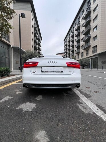 Audi A6 2014, 115,000 km - 2.8 l - Bakı