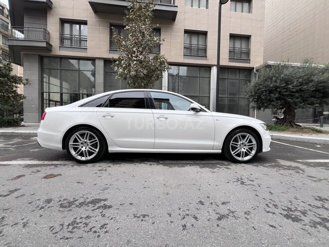 Audi A6 2014, 115,000 km - 2.8 l - Bakı