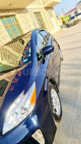 Toyota Prius-4