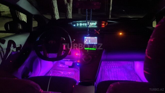 Toyota Prius-14