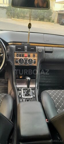 Mercedes E 240 1999, 306,455 km - 2.4 l - Bakı