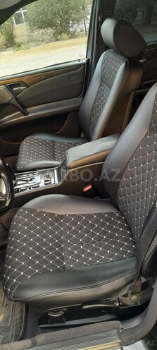 Mercedes E 240 1999, 306,455 km - 2.4 l - Bakı