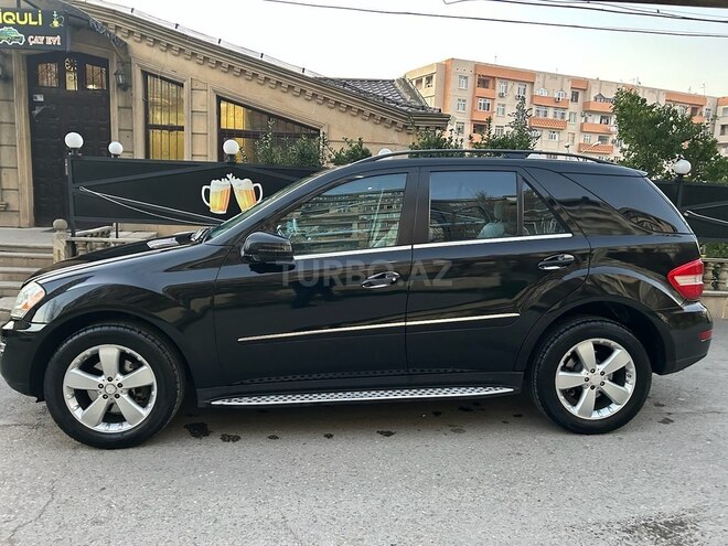 Mercedes ML 350 4MATIC 2010, 221,000 km - 3.5 l - Bakı