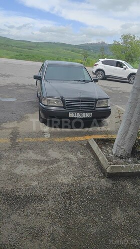 Mercedes C 220 1994, 326,000 km - 2.2 l - Şəki