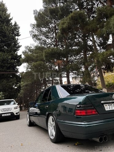 Mercedes E 200 1995, 265,000 km - 2.0 л - Bakı