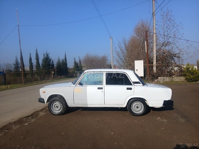 LADA (VAZ) 2107 2005, 95,000 km - 1.6 l - Saatlı