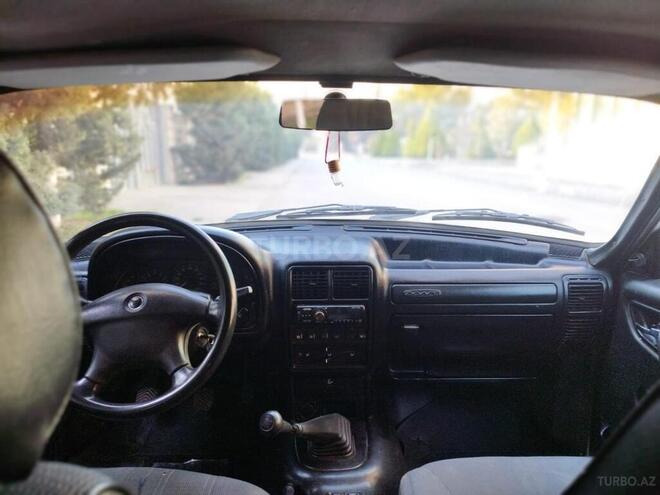 GAZ 31105 2005, 188,000 km - 2.4 л - Bakı