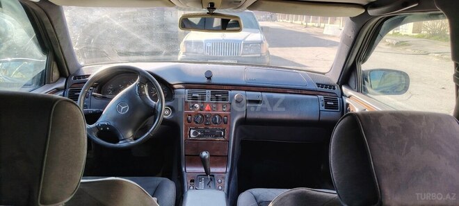 Mercedes E 280 1996, 395,000 km - 2.8 l - Bakı