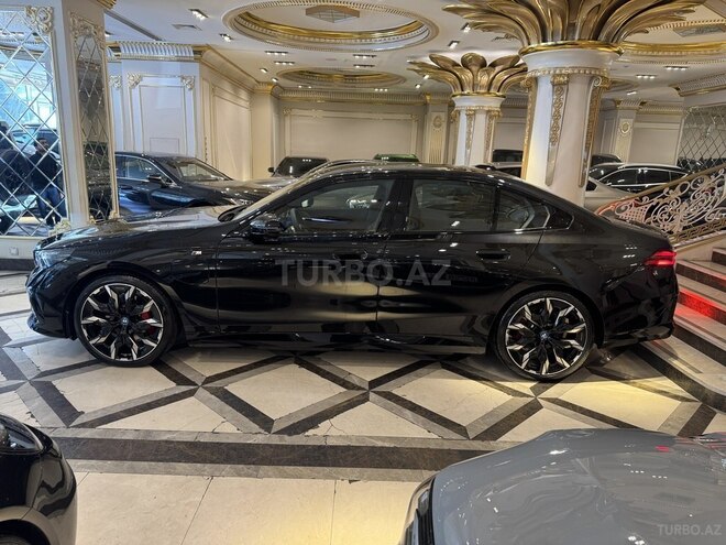 BMW 530e 2024, 5,500 km - 2.0 l - Bakı