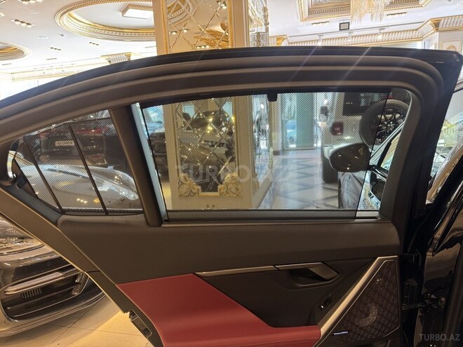 BMW 530e 2024, 5,500 km - 2.0 l - Bakı