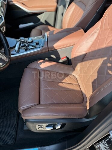BMW X5-7