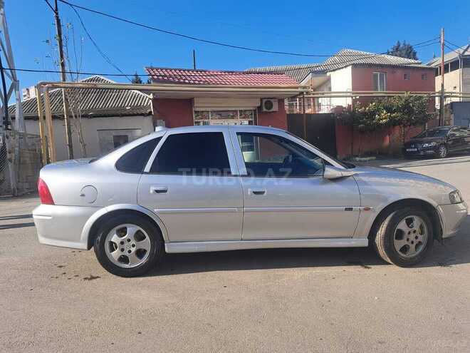 Opel Vectra 2000, 250,000 km - 1.8 l - Bakı