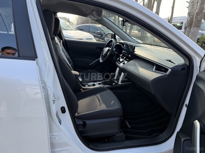 Toyota Corolla Cross 2024, 0 km - 2.0 л - Lənkəran