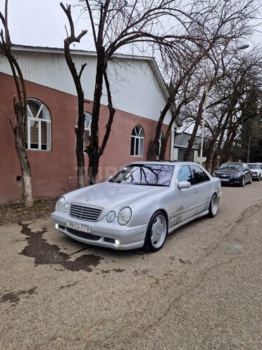 Mercedes E 320 2000, 447,000 km - 3.2 l - Lənkəran