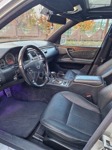 Mercedes E 320 2000, 447,000 km - 3.2 l - Lənkəran