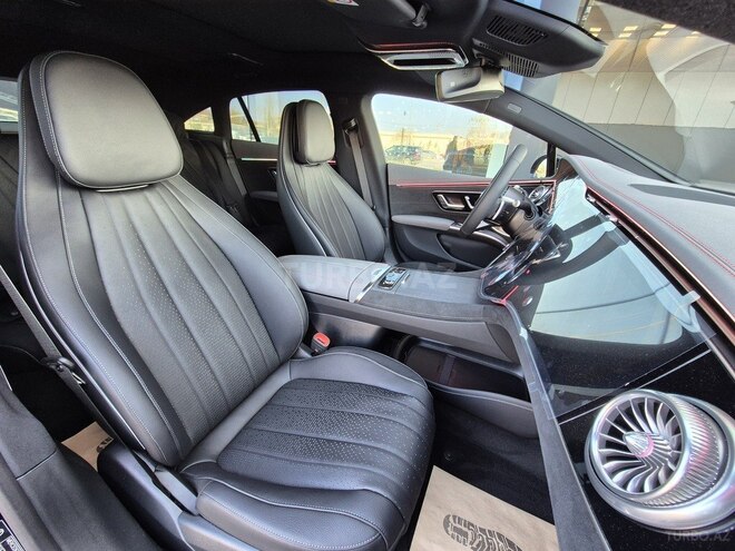 Mercedes EQS 450 4MATIC-11