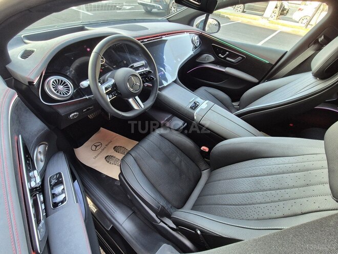 Mercedes EQS 450 4MATIC-10