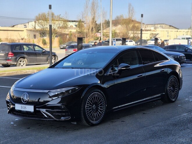 Mercedes EQS 450 4MATIC-3