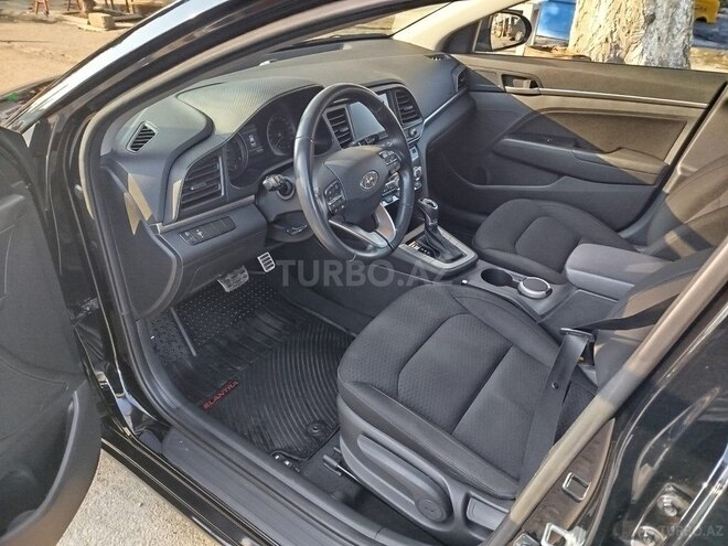 Hyundai Elantra 2019, 72,817 km - 2.0 л - Bakı