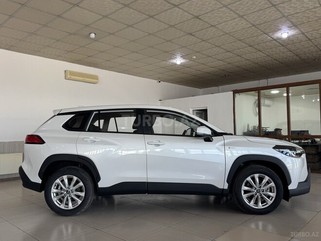 Toyota Corolla Cross-5