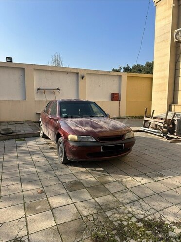 Opel Vectra 1997, 200,000 km - 1.6 l - Bakı