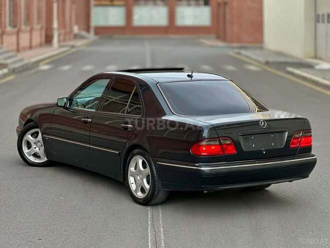 Mercedes E 270 2000, 204,000 km - 2.7 l - Bakı