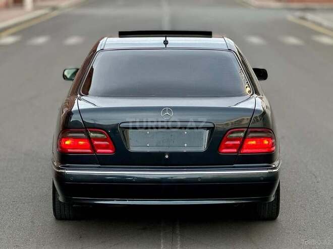 Mercedes E 270 2000, 204,000 km - 2.7 l - Bakı