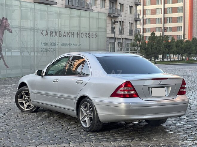 Mercedes C 240 2000, 319,000 km - 2.6 л - Bakı