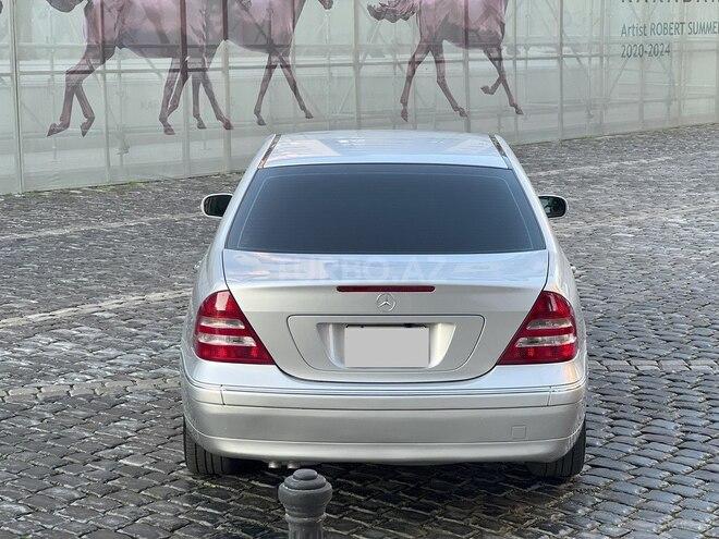 Mercedes C 240 2000, 319,000 km - 2.6 л - Bakı