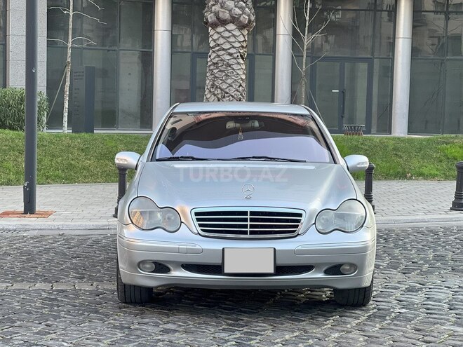 Mercedes C 240 2000, 319,000 km - 2.6 л - Bakı