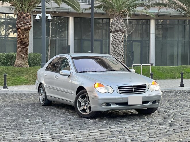 Mercedes C 240 2000, 319,000 km - 2.6 л - Bakı
