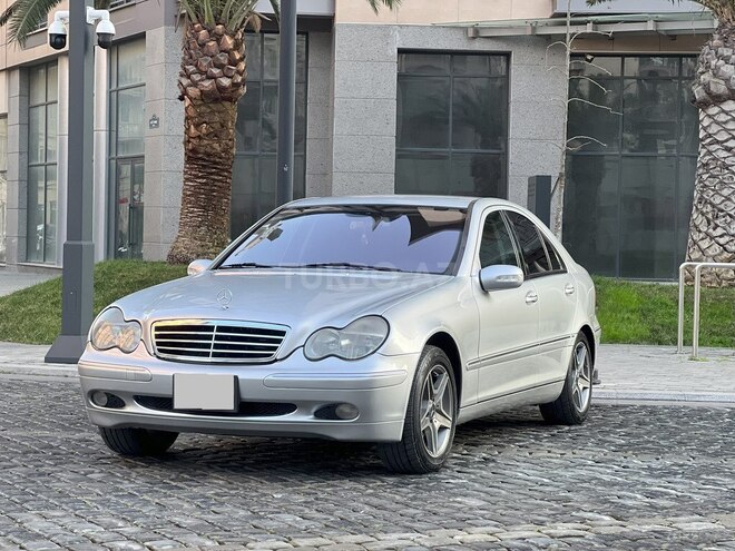 Mercedes C 240 2000, 319,000 km - 2.6 л - Bakı